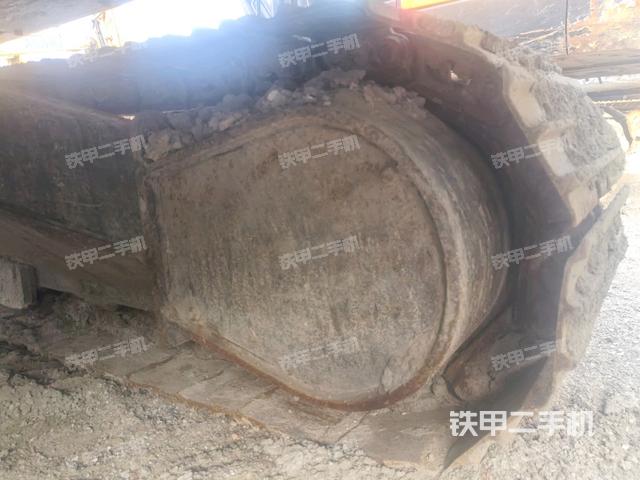 右側(cè)行走馬達蓋板（行走機構(gòu)）