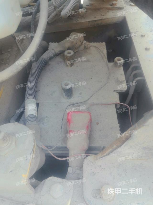 電瓶（大件艙室）