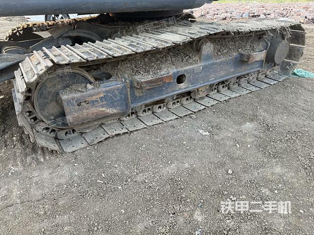 單側(cè)履帶整體（整機(jī)外觀）