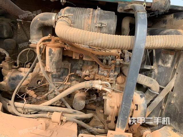 發(fā)動(dòng)機(jī)整體俯視(整機(jī)外觀) 發(fā)動(dòng)機(jī)整體俯視(整機(jī)外觀)