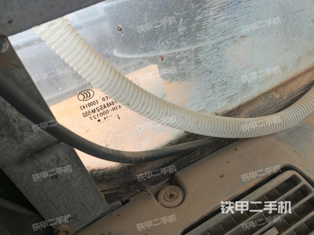 后窗玻璃角標(biāo)(駕駛室部分) 后窗玻璃角標(biāo)(駕駛室部分)