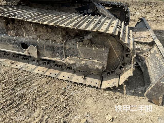 右驅(qū)動輪(行走機(jī)構(gòu)) 右驅(qū)動輪(行走機(jī)構(gòu))