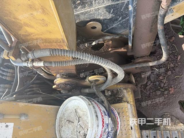 大臂根部?斜(工作和回轉裝置) 大臂根部?斜(工作和回轉裝置)