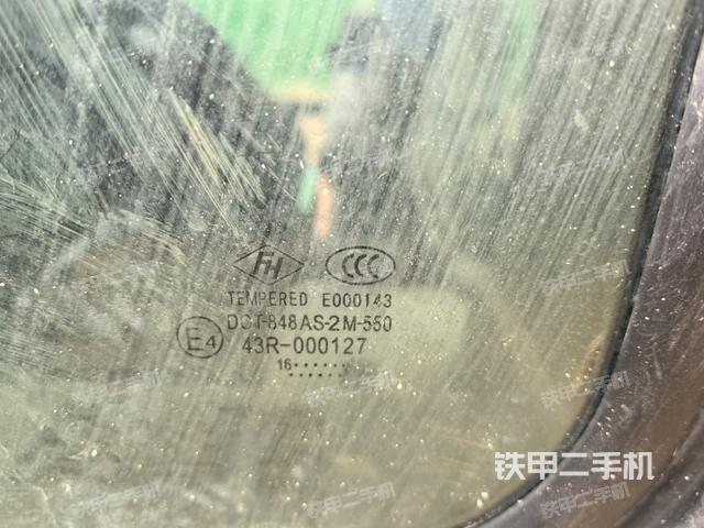 后窗玻璃角標(biāo)(駕駛室部分) 后窗玻璃角標(biāo)(駕駛室部分)