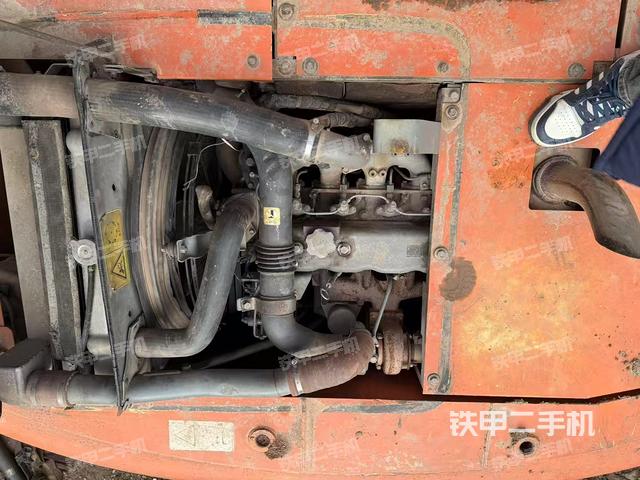 發(fā)動(dòng)機(jī)整體俯視（整機(jī)外觀）