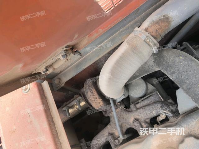 日立ZX135US挖掘机的设备实拍-第47张实拍照片