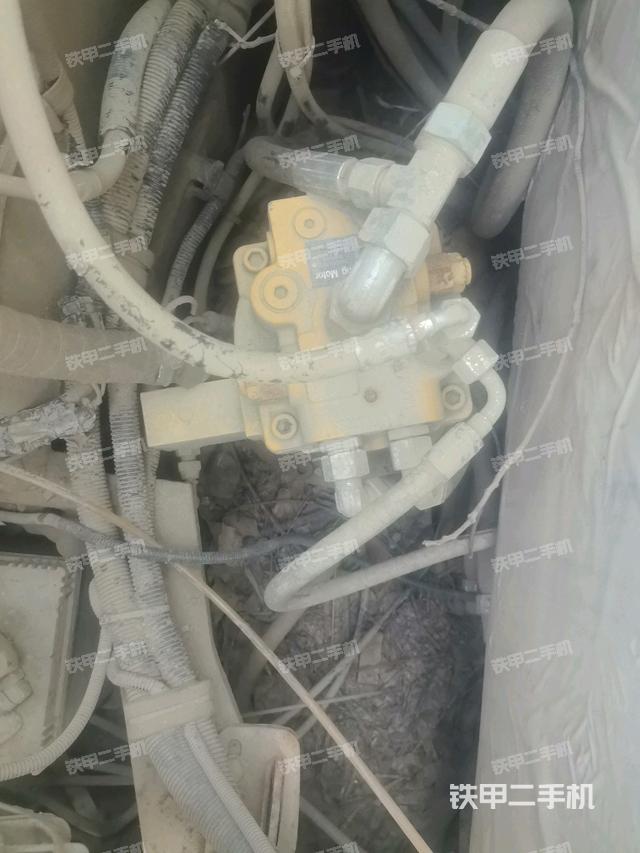 回轉(zhuǎn)馬達（上車部件）