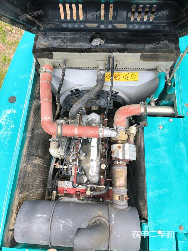 發(fā)動(dòng)機(jī)整體俯視（整機(jī)外觀）