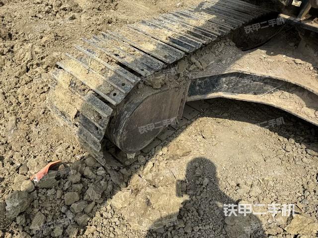 左驅(qū)動輪(行走機(jī)構(gòu)) 左驅(qū)動輪(行走機(jī)構(gòu))