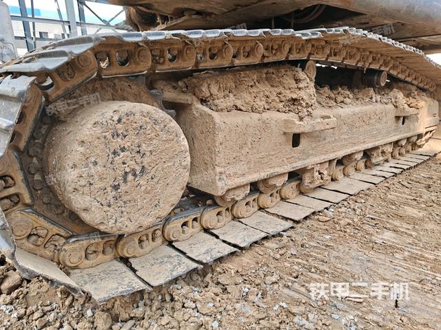 右驅(qū)動輪(行走機(jī)構(gòu)) 右驅(qū)動輪(行走機(jī)構(gòu))