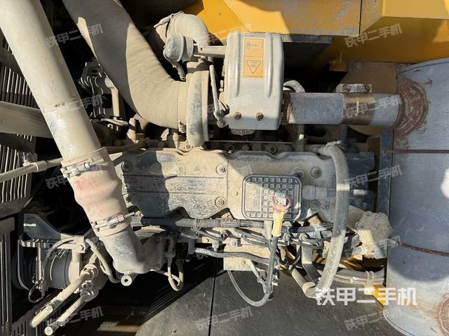 氣門室蓋螺絲特寫（上車部件）