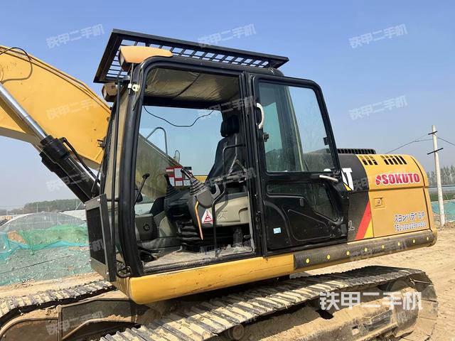 駕駛室整體（整機(jī)外觀）