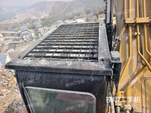 駕駛室頂部俯視（上車部件）