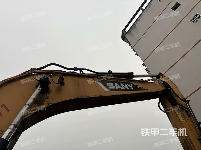 大臂油缸整體?豎拍(工作和回轉裝置) 大臂油缸整體?豎拍(工作和回轉裝置)