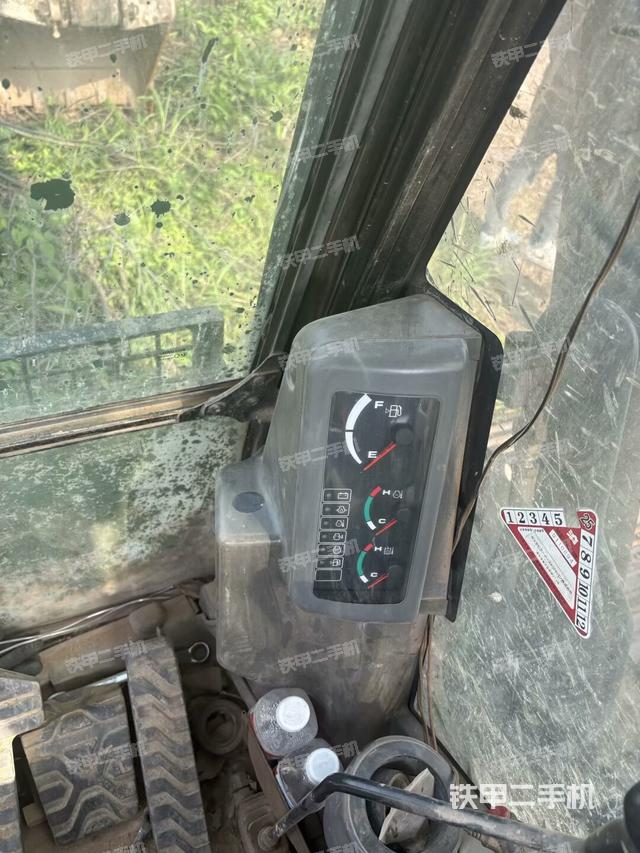 顯示屏?(駕駛室部分) 顯示屏?(駕駛室部分)