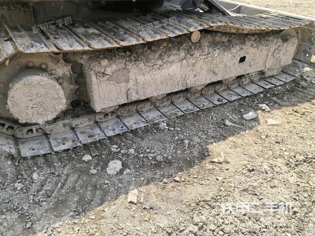 右側(cè)履帶整體?(行走機構(gòu)) 右側(cè)履帶整體?(行走機構(gòu))