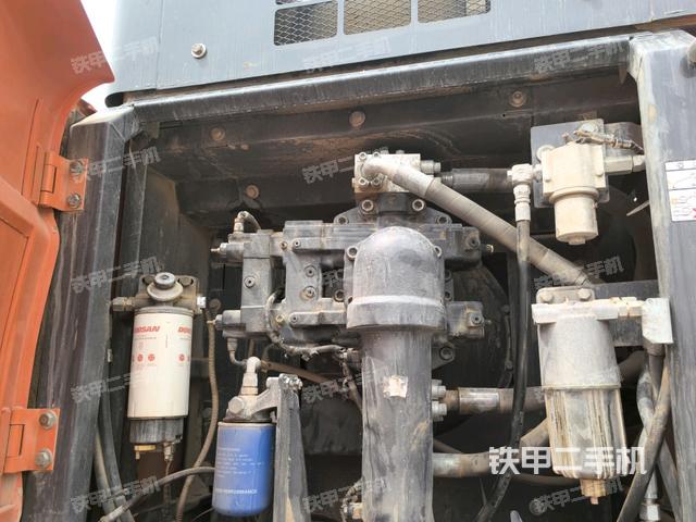 液壓泵室(大件艙室) 液壓泵室(大件艙室)