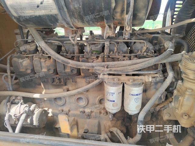 發(fā)動機左側(cè)（整機外觀及大件）