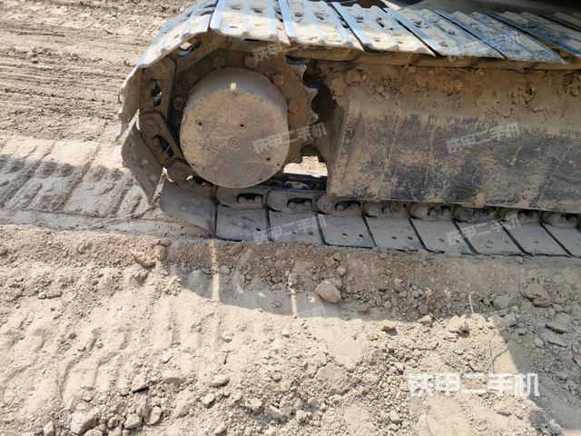 左驅(qū)動(dòng)輪（行走機(jī)構(gòu)）