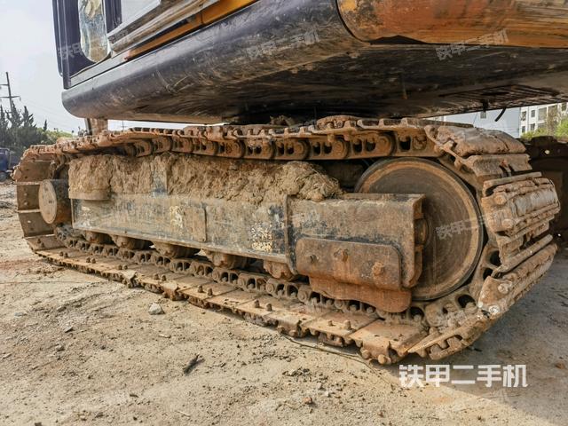 單側(cè)履帶整體（整機外觀）