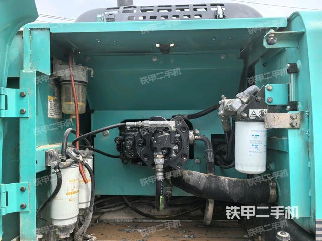 液壓泵室(大件艙室) 液壓泵室(大件艙室)