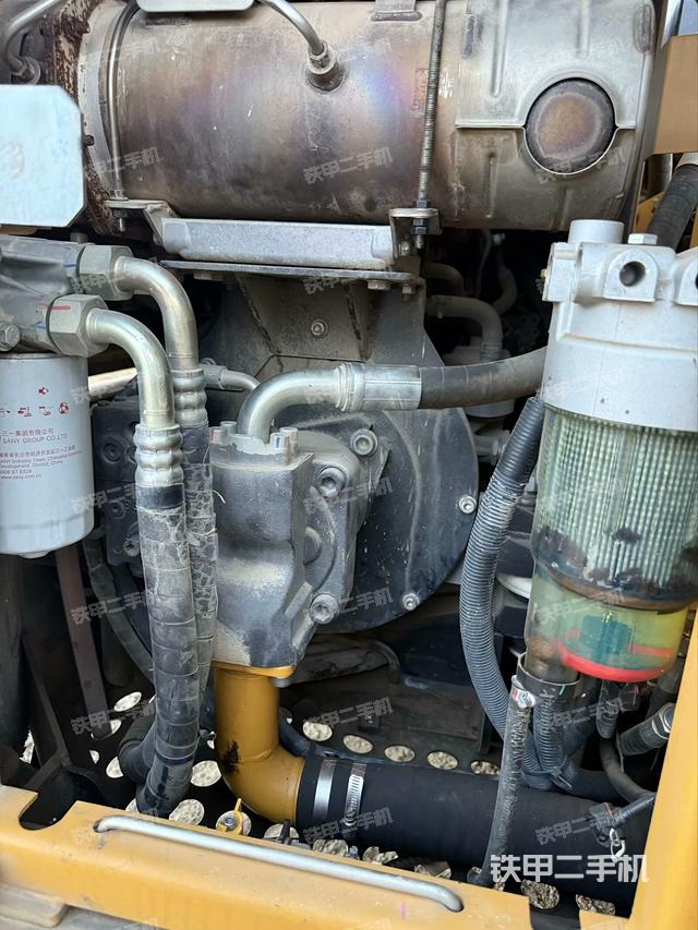 電瓶（大件艙室）