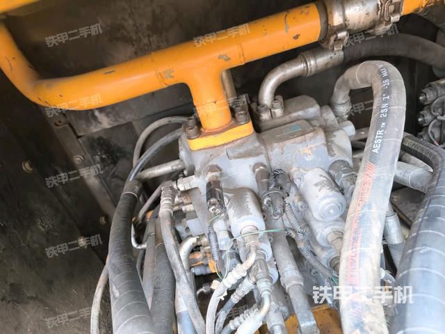 發(fā)動機室(上車部件) 發(fā)動機室(上車部件)