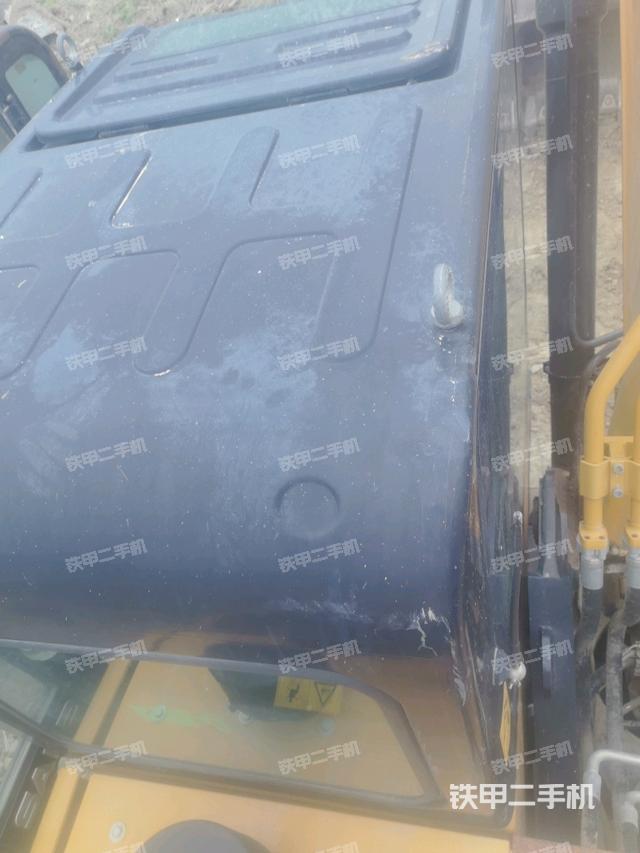 駕駛室頂部俯視（上車部件）