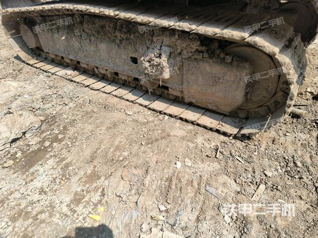 左側(cè)履帶整體?（行走機構(gòu)）