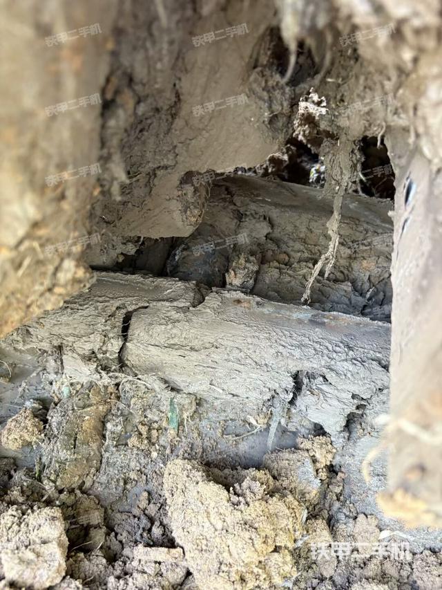 左侧履带整体 （行走机构）