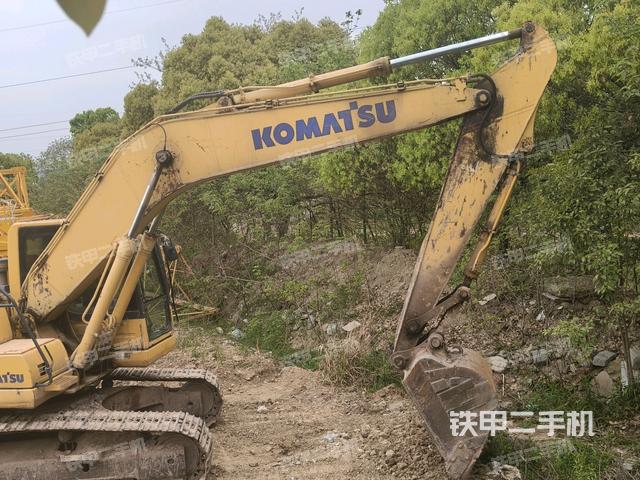 小臂整體左后（工作和回轉(zhuǎn)裝置）