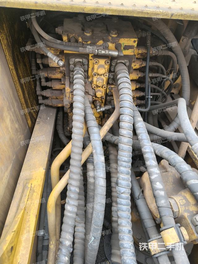 分配閥（上車部件）