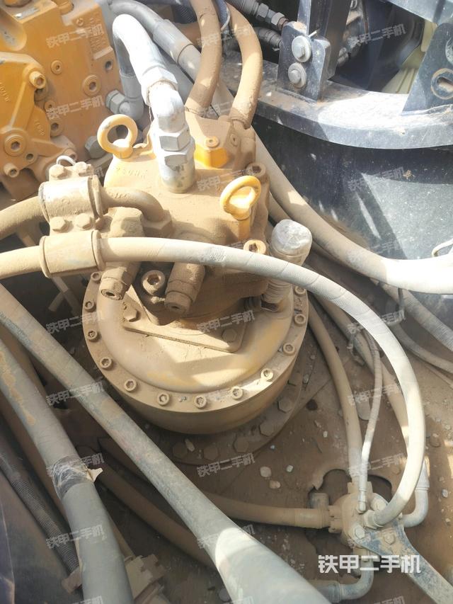 回轉(zhuǎn)馬達(dá)（上車部件）