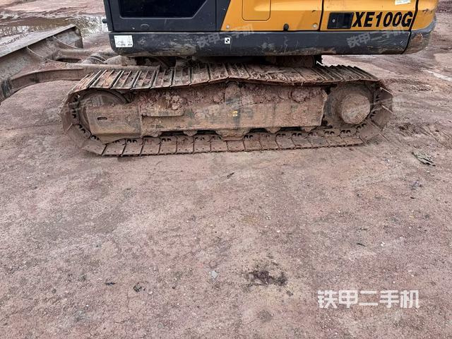 左側(cè)履帶整體?（行走機構(gòu)）