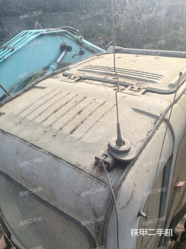 駕駛室頂部俯視(上車部件) 駕駛室頂部俯視(上車部件)