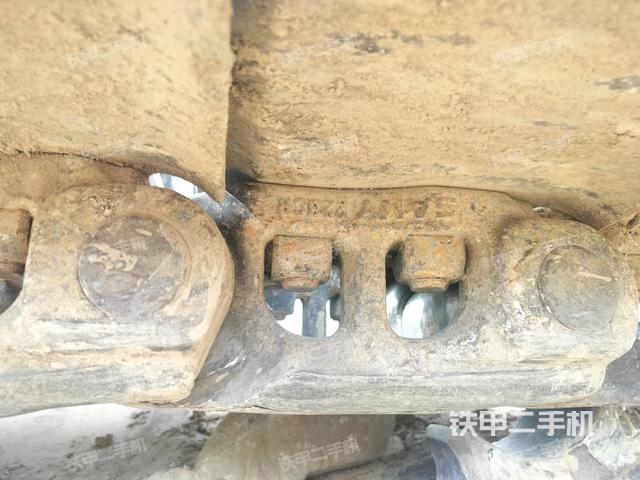 右導(dǎo)向輪（行走機(jī)構(gòu)）