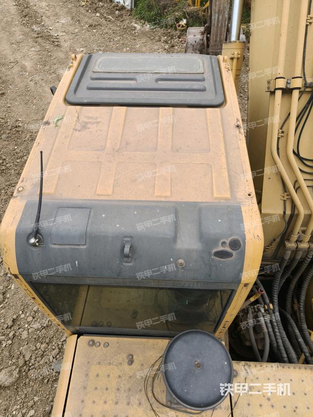 駕駛室頂部俯視（上車部件）