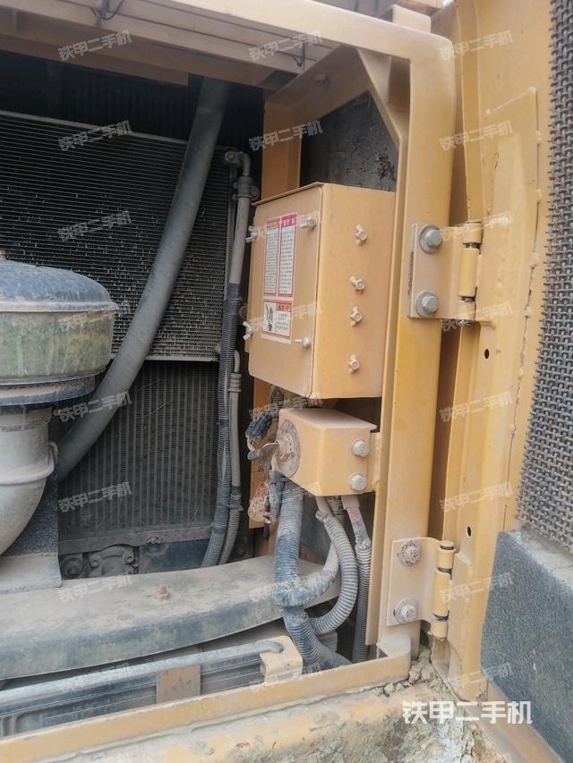 電瓶(大件艙室) 電瓶(大件艙室)