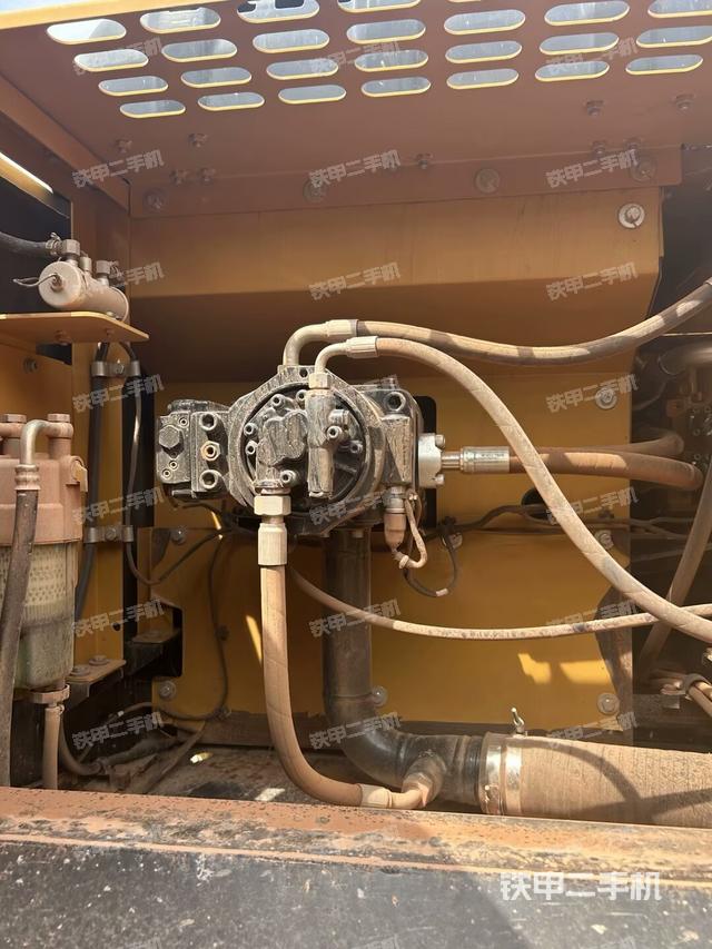 液壓泵室（大件艙室）