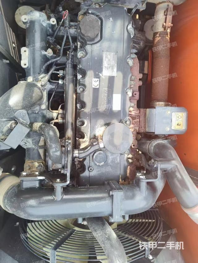 发动机整体俯视（整机外观）