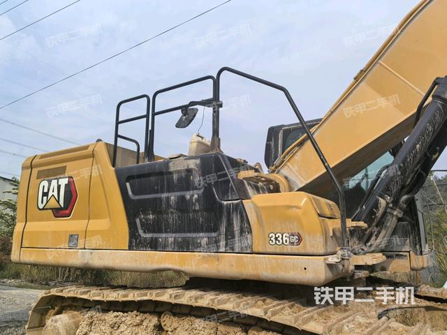 右前45(整機(jī)外觀) 右前45(整機(jī)外觀)