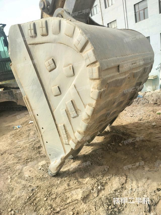 鏟斗45度（工作和回轉(zhuǎn)裝置）