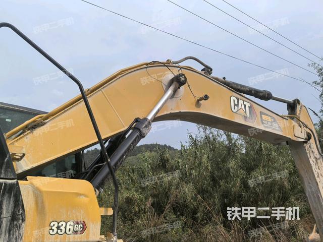 大臂根部?斜視(工作和回轉(zhuǎn)裝置) 大臂根部?斜視(工作和回轉(zhuǎn)裝置)