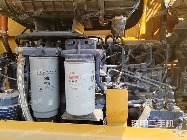 發(fā)動機左側(cè)（整機外觀及大件）