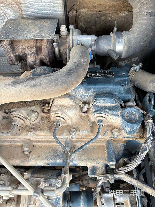 发动机整体俯视（整机外观）