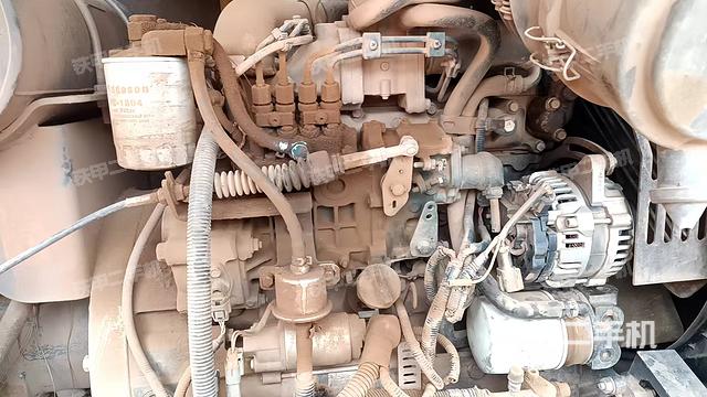 發(fā)動(dòng)機(jī)整體俯視(整機(jī)外觀) 發(fā)動(dòng)機(jī)整體俯視(整機(jī)外觀)