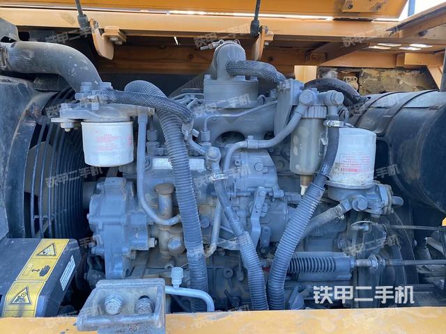 發(fā)動(dòng)機(jī)整體俯視（整機(jī)外觀）