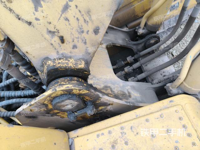 大臂根部?斜視（工作和回轉(zhuǎn)裝置）