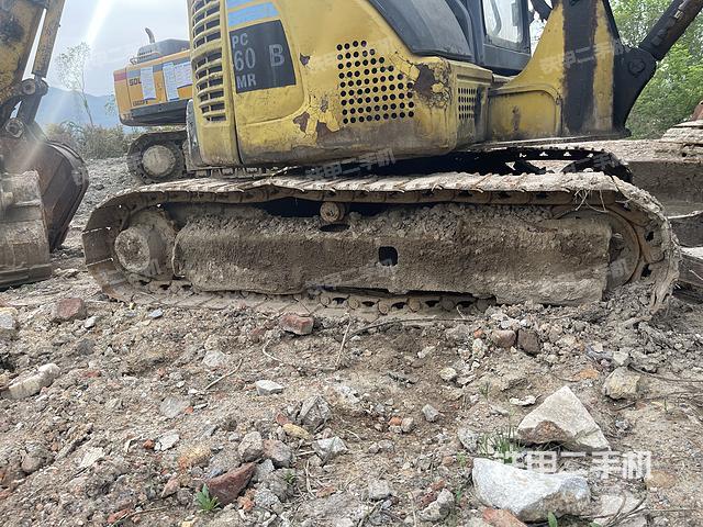 單側(cè)履帶整體（整機(jī)外觀）