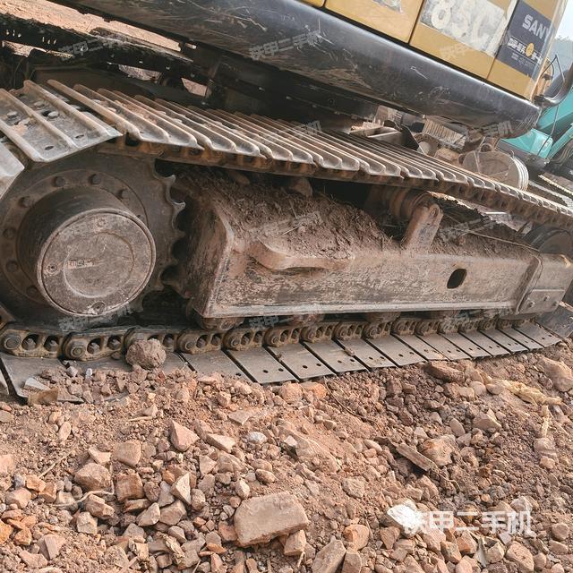 單側履帶整體（整機外觀）